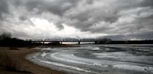 Жительница Семея выбросила младенца в Иртыш