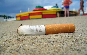 Установлена прямая связь между курением и потерей слуха