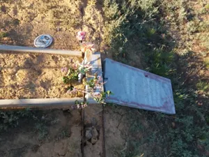 Вандалы разгромили кладбище в Костанайской области