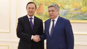 Казахстан и Кыргызстан активизируют контакты внешнеполитических ведомств