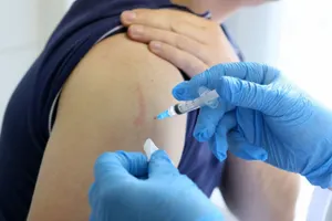 Почему алматинцы отказываются от вакцины против COVID-19