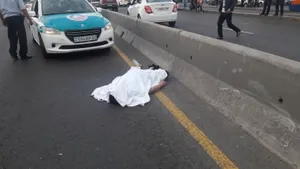 Напротив торгового центра в Алматы насмерть сбили парня