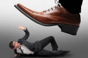 В Шымкенте суд аннулировал адмпротоколы о нарушениях ПДД, составленные на сотрудника прокуратуры