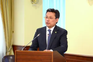 Султанов: В проверяющих органах сотрудники наиболее подвергнуты коррупционным рискам