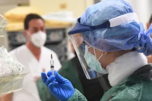 Связь новой таинственной болезни с коронавирусом оценили в Индии