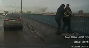 Женщина пыталась совершить самоубийство в Семее (ВИДЕО)