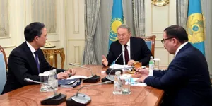 Назарбаев отметил особую роль МИД РК в привлечении инвестиций
