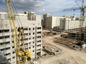 Столичным дольщикам четырех ЖК вернули незавершенные объекты и два млрд тенге