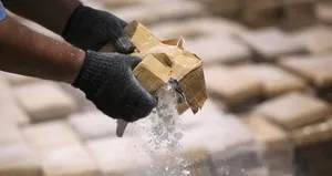 С двумя украинцами и тонной героина задержана яхта в Испании