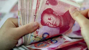 «Газпром нефть» переводит контракты на евро и юани