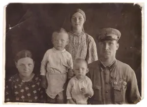 Спустя 76 лет казахстанец узнал о судьбе собственного деда