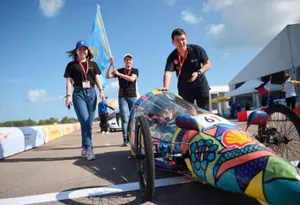 Казахстанские студенты создали болид на этаноле