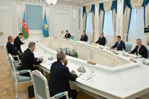 Токаев встретил Ильхама Алиева в Акорде