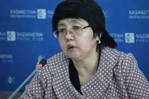 «Бұл енді түзетулер емес»: қоғам белсенділері Конституцияны өзгертуде асықпауға шақырады