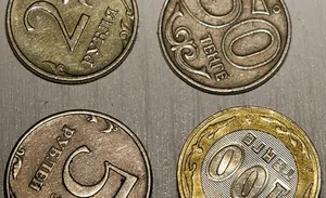 Нацвалюта держится на отметке 316 тенге за доллар