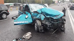 Скончался водитель, пострадавший в лобовом столкновении в Алматы