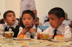 Школьников Астаны обеспечат бесплатными обедами