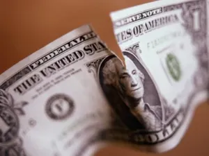 Франция ополчилась на доллар из-за штрафа в почти $9 млрд