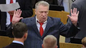 Жириновский извинился перед журналистками