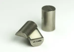 Линия Le Labo – авторские ароматы в формате твердых духов