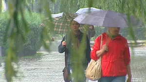 Штормовое предупреждение объявлено в трех областях Казахстана