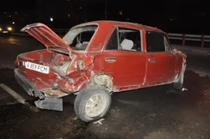 Ремонт дороги стал причиной массовой аварии в Алматы