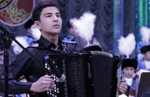 Баянист-виртуоз из Павлодара лидирует в международном конкурсе