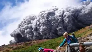 Спасатели возобновили поисковые работы у вулкана Онтакэ