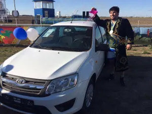 В Павлодаре в честь Дня Победы на соревнованиях разыграли 3 автомашины