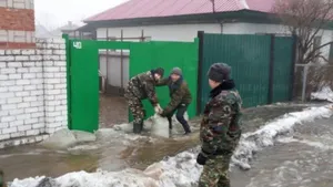 В Восточном Казахстане обильные дожди привели к подтоплению домов