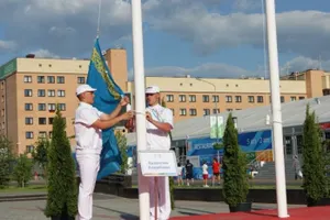 Казахстанский флаг поднялся в деревне Универсиады