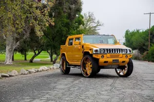 Пикап Hummer H2 на 34-дюймовых дисках Forgiato