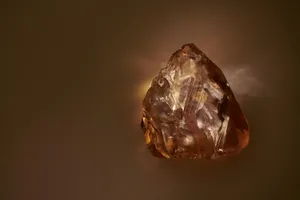 Алмаз более 468 карат добыли в Якутии