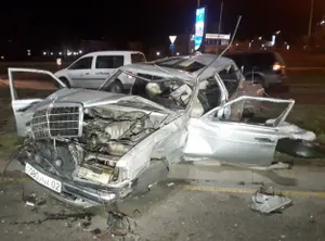 Семь человек госпитализированы после двух ДТП в Алматы