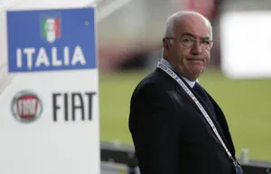 FIFA дисквалифицировала Карло Тавеккио, главу ИФФ, за расизм