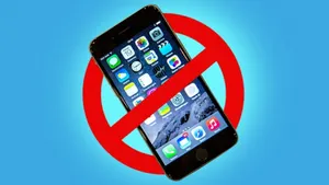 «Айфоны» под полой