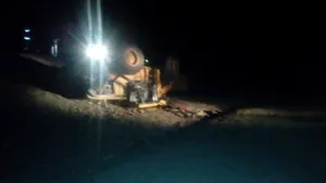 В перевернувшемся погрузчике в ВКО погиб водитель