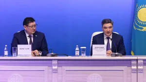 Сынақ шегіне жеткен: Бектенов Аягоздағы жылыту туралы Уалиден көбірек біле ме?