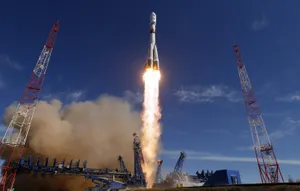 Ракету «Союз» с 38 спутниками запустили с Байконура