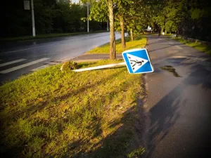 Военный, лишенный прав, сбил на авто 13-летнюю девочку