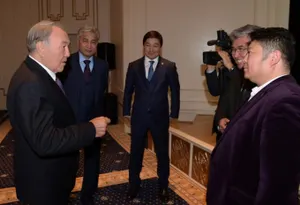 Назарбаев посмотрел «Қазақ Елі»