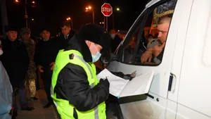 Как общаться с полицейскими в период карантина, рассказали в Минюсте