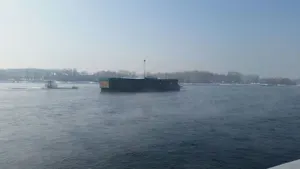 «Сбежавшее» кафе угрожает муниципальному имуществу Усть-Каменогорска