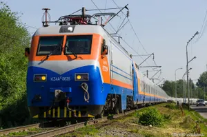 В Казахстане увеличат штраф за переход ж/д путей в неположенном месте