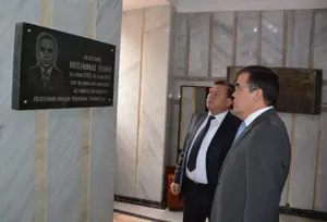 В Душанбе установят мемориальную доску Канышу Сатпаеву