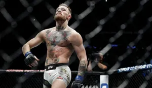 Конор Макгрегор напал на человека в пабе Дублина