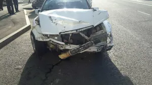 Столкновение в Алматы: водитель проигнорировал «красный»