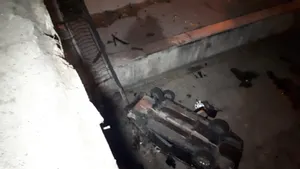 Не справился с управлением: автомобиль упал в реку в Алматы