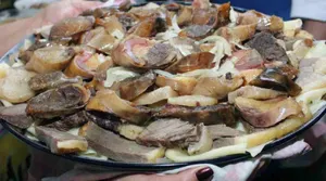 Казахам не нужны овощи – известный журналист о рационе предков