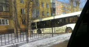 Автобус с пассажирами в Астане попал в ДТП